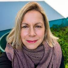 Isabella K., 38